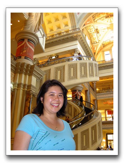 Curvy escalators at Caesar's Palace