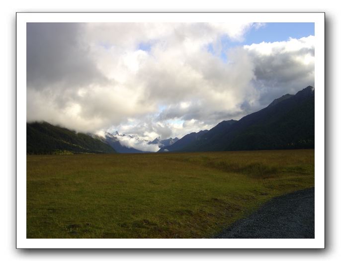 The road to Milford Sound - 1
